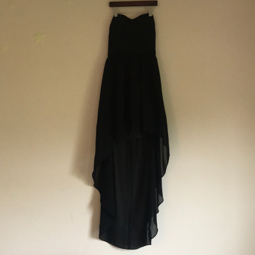 Strapless classy black dress